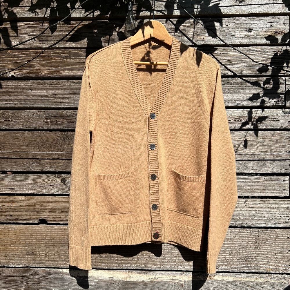 Camel cardigan w/pockets - Size M